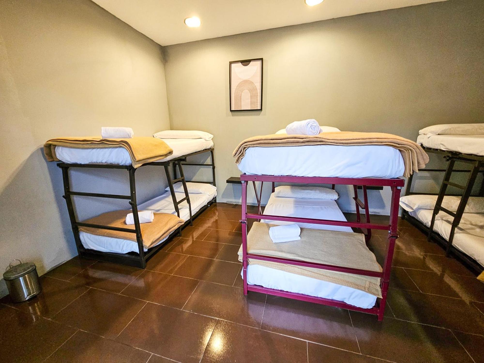 Hostel Backpacker Rio Ijuez Castiello de Jaca Exteriör bild