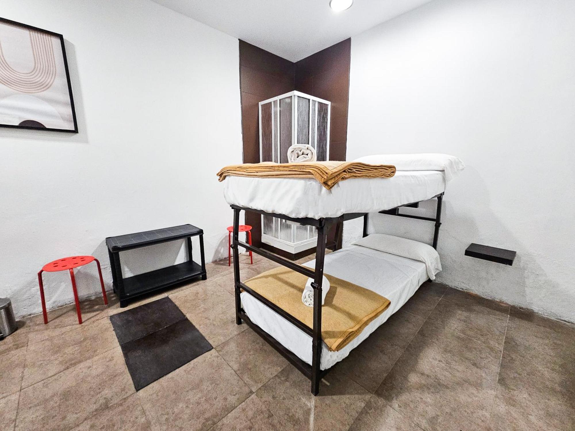 Hostel Backpacker Rio Ijuez Castiello de Jaca Exteriör bild