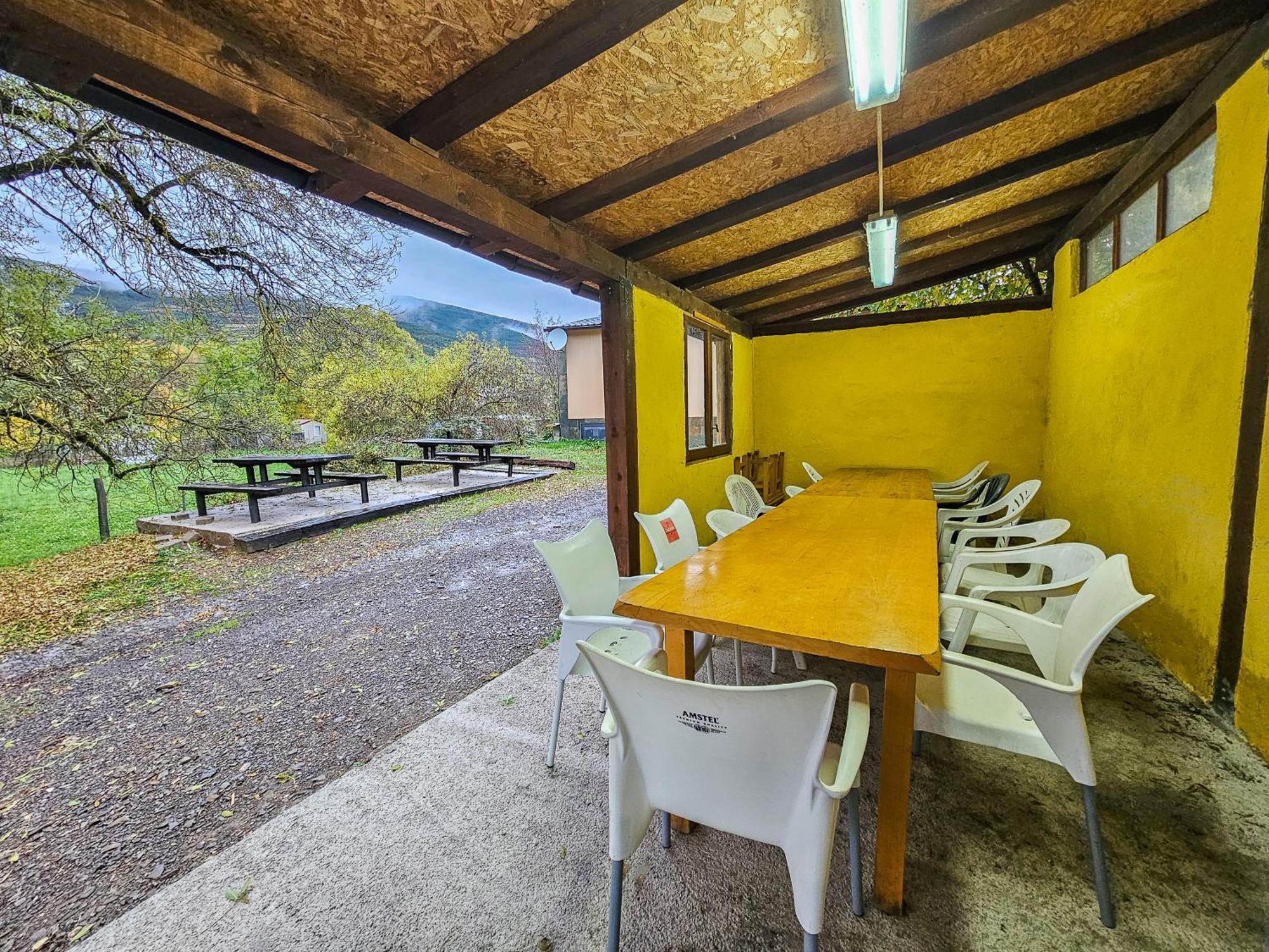Hostel Backpacker Rio Ijuez Castiello de Jaca Exteriör bild