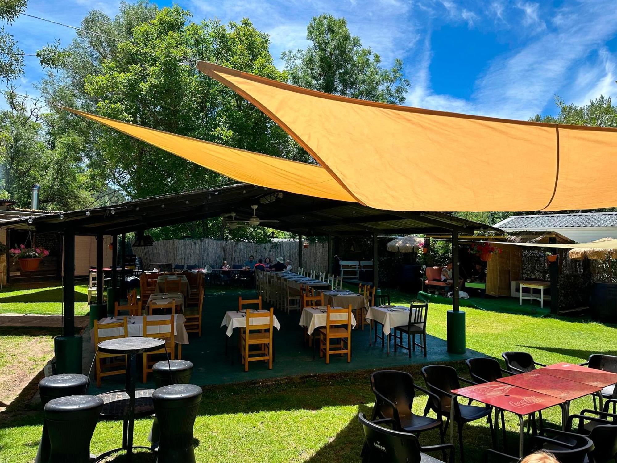 Hostel Backpacker Rio Ijuez Castiello de Jaca Exteriör bild