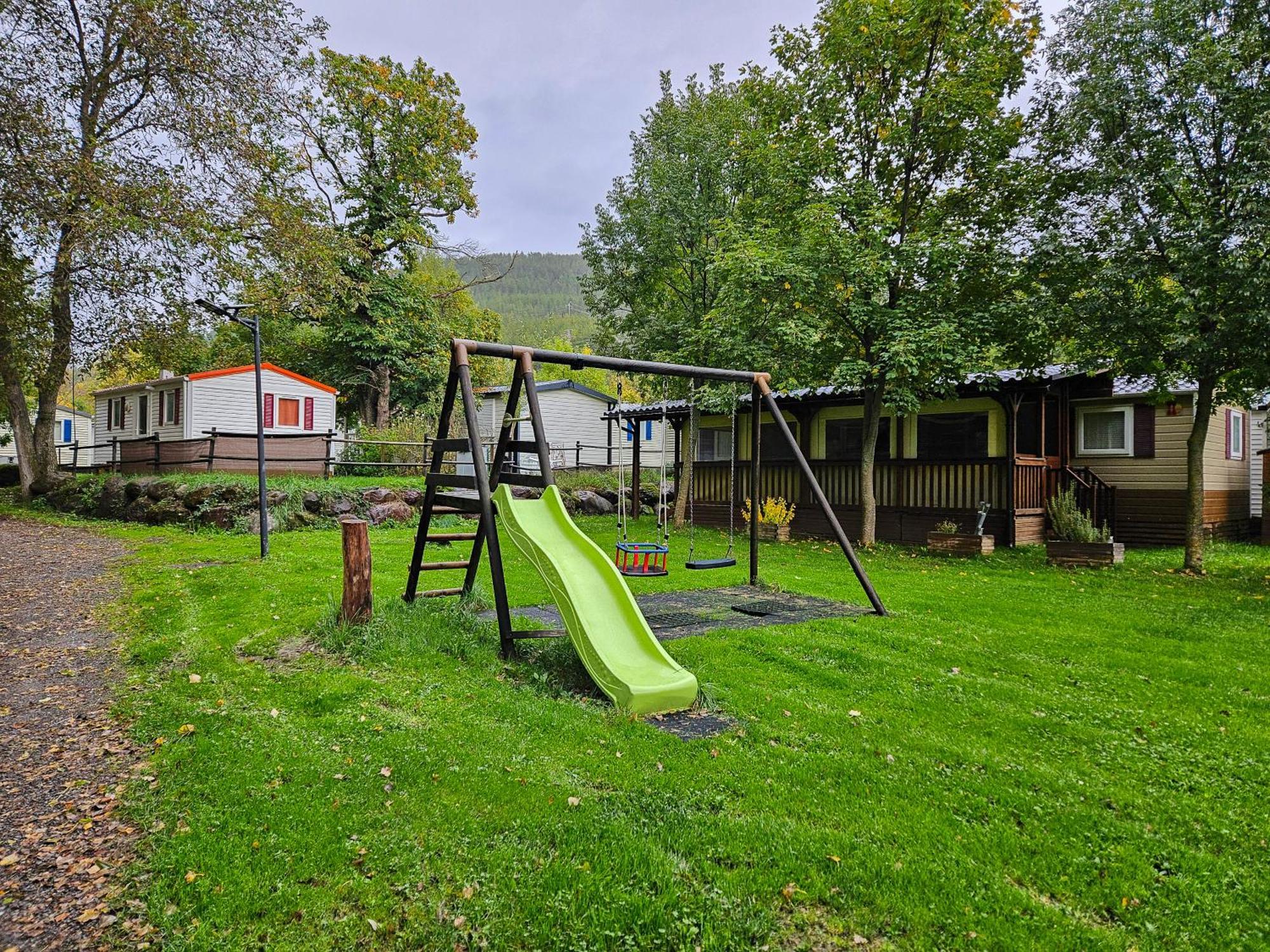 Hostel Backpacker Rio Ijuez Castiello de Jaca Exteriör bild