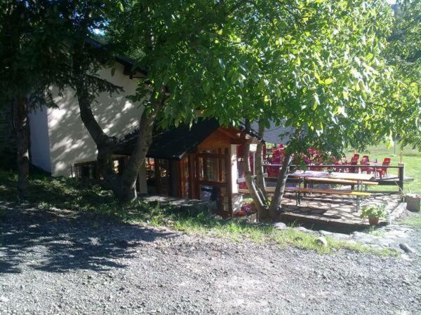 Hostel Backpacker Rio Ijuez Castiello de Jaca Exteriör bild