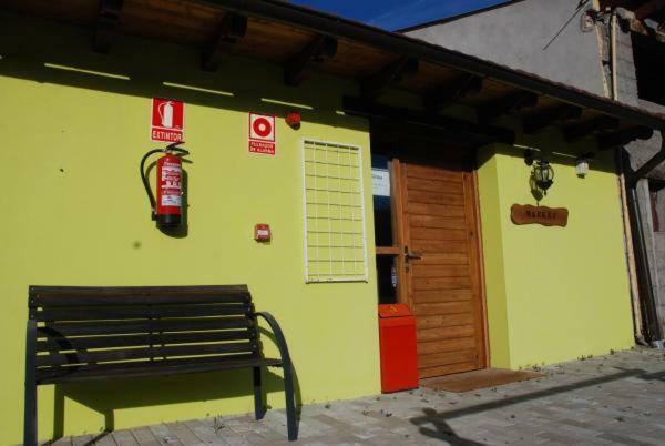 Hostel Backpacker Rio Ijuez Castiello de Jaca Exteriör bild